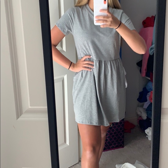 NEW WITH TAGS T-shirt dress - Picture 1 of 2